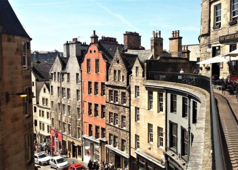 Edinburgh: Private walking tour with a Polish guide - Exploring Edinburgh with a Polish-Speaking Guide