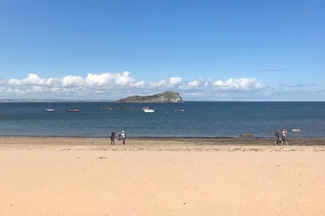 edinburgh-rosslyn-chapel-berwick-private-day-tour-in-luxury-mpv