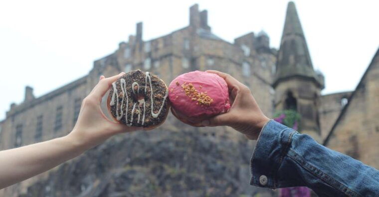 edinburgh-royal-mile-donut-tour-with-donut-tastings