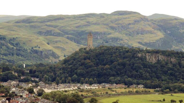 edinburgh-stirling-whisky-and-st-andrews-tour-in-spanish