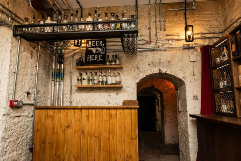 edinburgh-the-lost-close-underground-scotch-whiskey-tasting