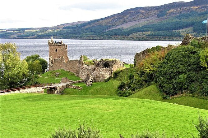 edinburgh-to-inverness-private-transfer-with-tour-on-the-way