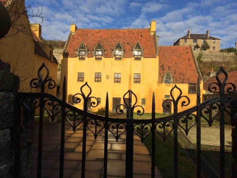 edinburgh-top-outlander-highlights-walking-tour