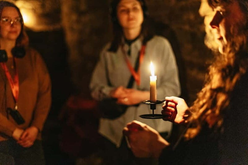 Edinburgh: Underground Vaults Evening Ghost Tour with Whisky - Who Will Love This Tour?