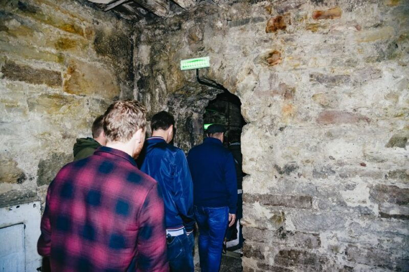 edinburgh-underground-vaults-tour
