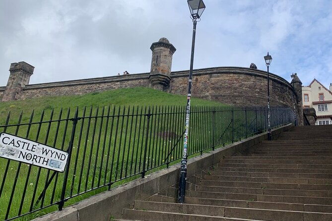 edinburgh-unveiled-luxury-private-driving-tour-of-edinburgh