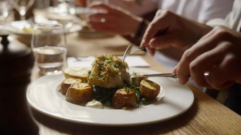 Edinburgh: VIP Food Tour at a Secret Traditional Restaurant - Practical Details and Tips