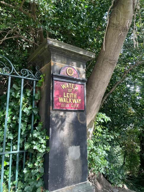 Edinburgh: Water of Leith Walking Tour with Art Historian - The Historic Dean Cemetery and Literary Roots