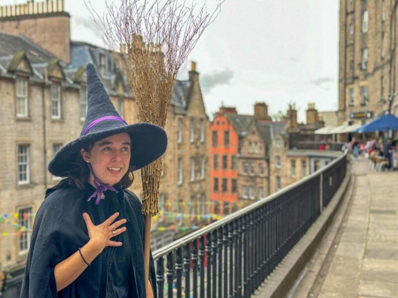 edinburgh-witches-old-town-walking-tour-underground-vault-2