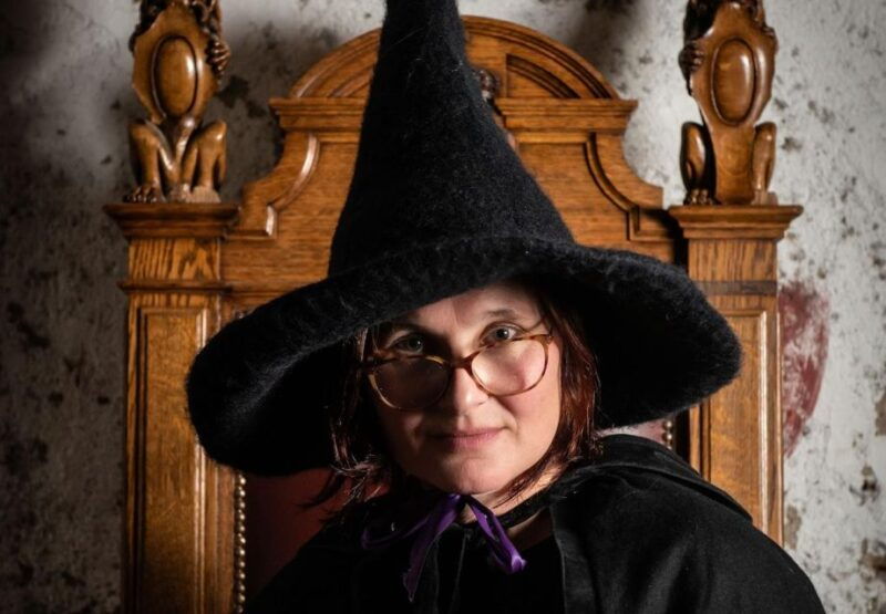edinburgh-witches-old-town-walking-tour-underground-vault-2