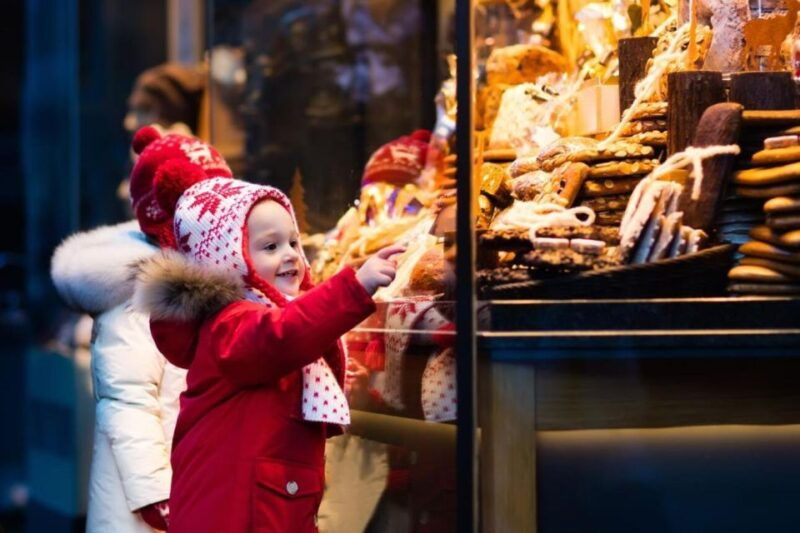 edinburghs-enchanted-christmas-walkabout