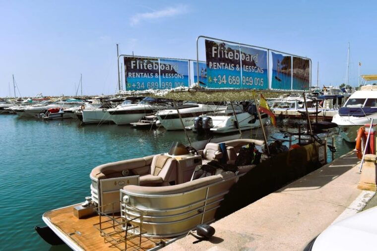 efoil-from-boat-1-fliteboard-1-or-2-riders-sharing