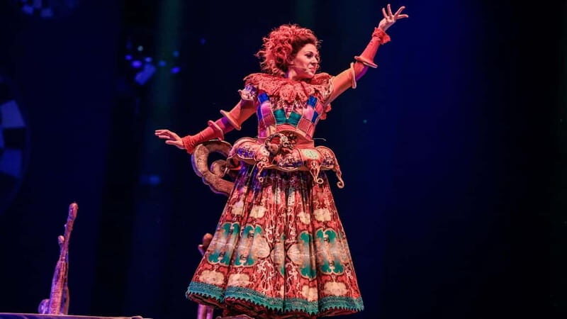 Efteling: Theatre Show CARO Entry Ticket - Introduction