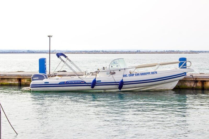 egadi-islands-excursion-a-day-by-dinghy-trapani-favignana-levanzo