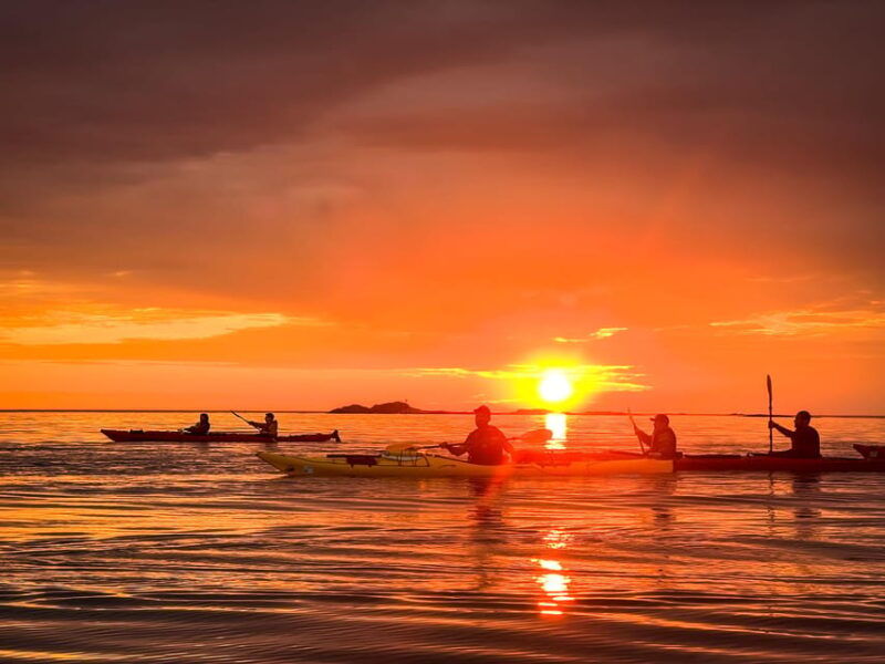 eggum-lofoten-islands-midnight-sun-kayak-tour