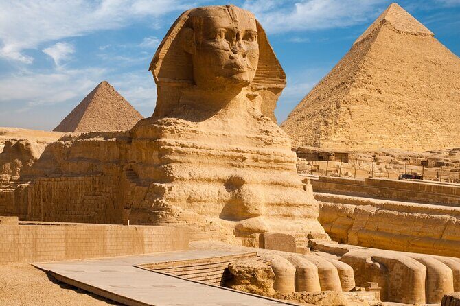 Egyptian Museum and Pyramids of Giza and Sphinx Sightseeing tour - Key Points