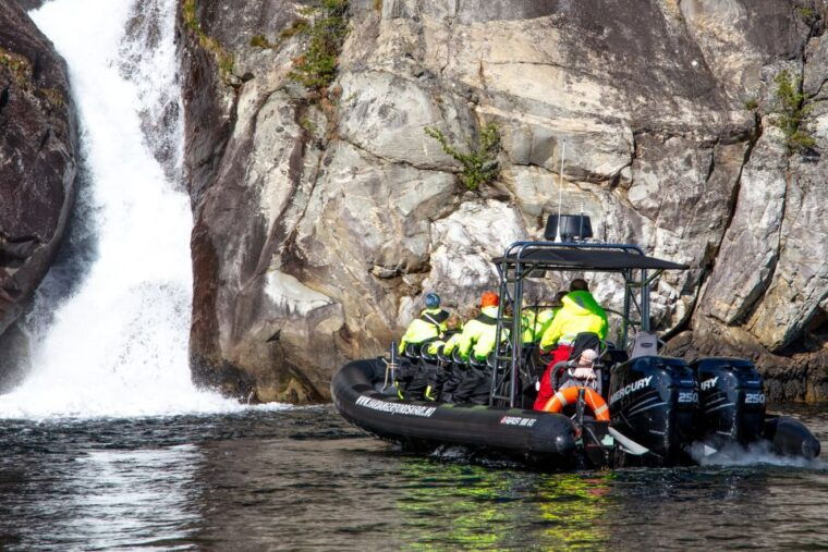 eidfjord-1-hour-fjord-rib-tour
