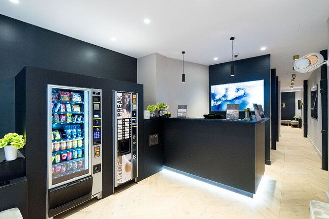 eiffel-tower-access-to-2nd-floor-and-summit-option-with-host