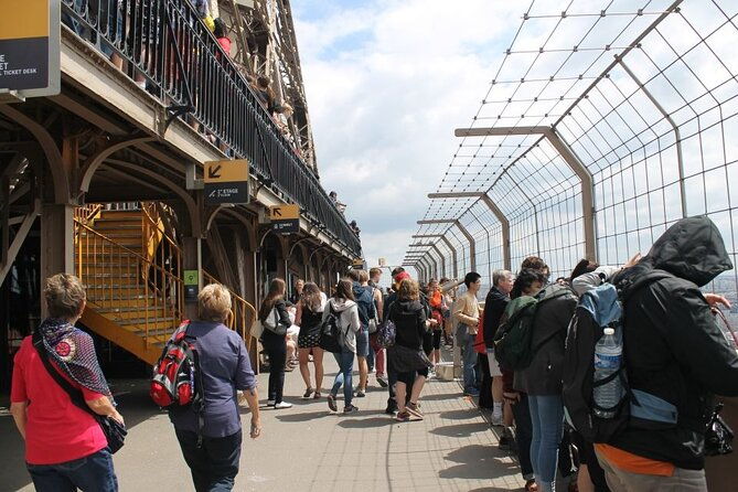 eiffel-tower-access-up-to-2nd-floor-with-host-and-optional-summit