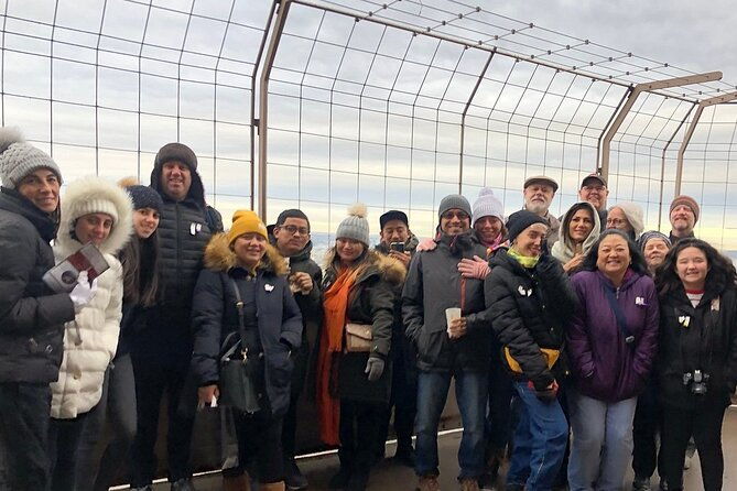 eiffel-tower-guided-elevator-tour-summit-optional-2