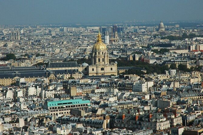 eiffel-tower-guided-elevator-tour-summit-optional-2