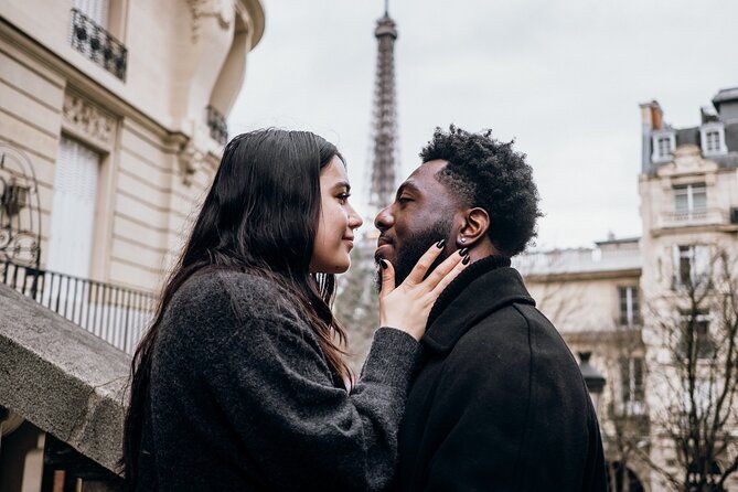 eiffel-tower-private-photoshoot-with-a-professional-photographer-2