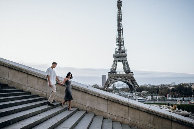 eiffel-tower-private-photoshoot-with-a-professional-photographer