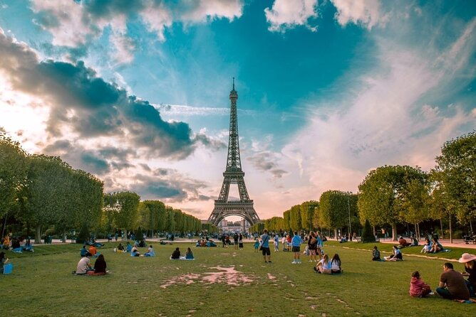 eiffel-tower-second-or-summit-floor-ticket-by-elevator-with-views