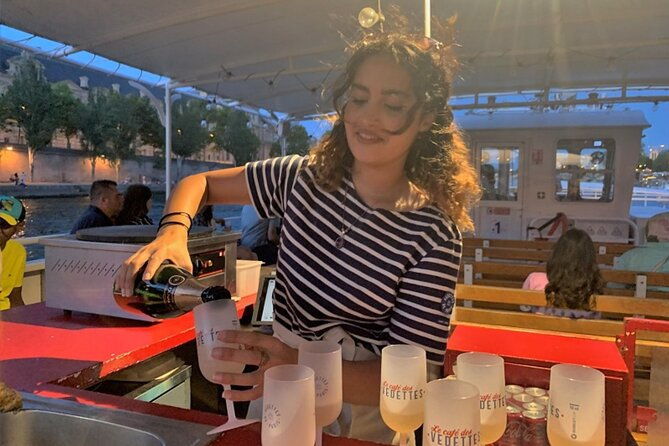 eiffel-tower-tour-river-cruise-with-summit-option