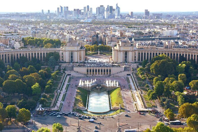 Eiffel Tower with 2nd Floor Access & Trocadero Gardens Tour - In-Depth Look at the Itinerary