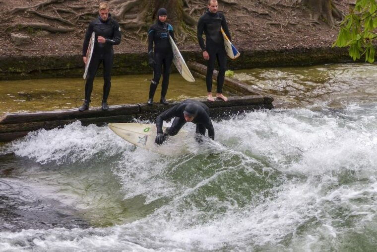 eisbach-wave-surfing-in-the-center-of-munich-germany