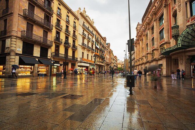 El Born: Santa Maria del Mar Tour with Exclusive Rooftop Views - Key Points  