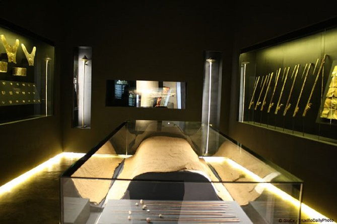 el-brujo-complex-archaeological-tour-and-lady-of-cao