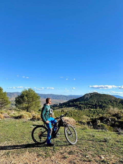 el-chorro-hike-caminito-del-rey-e-bike-guided-tour-2h