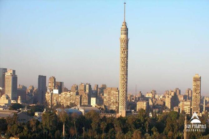 El-Moez Street, Cairo Tower and El-Fishawy Café - Key Points