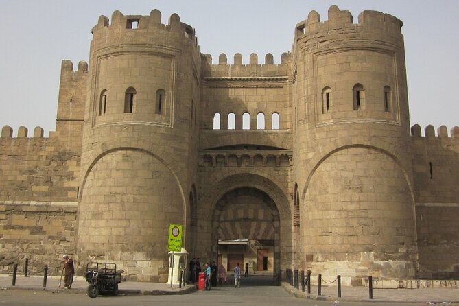 El-Moez Street, Cairo Tower and El-Fishawy Café - Practical Details & Value