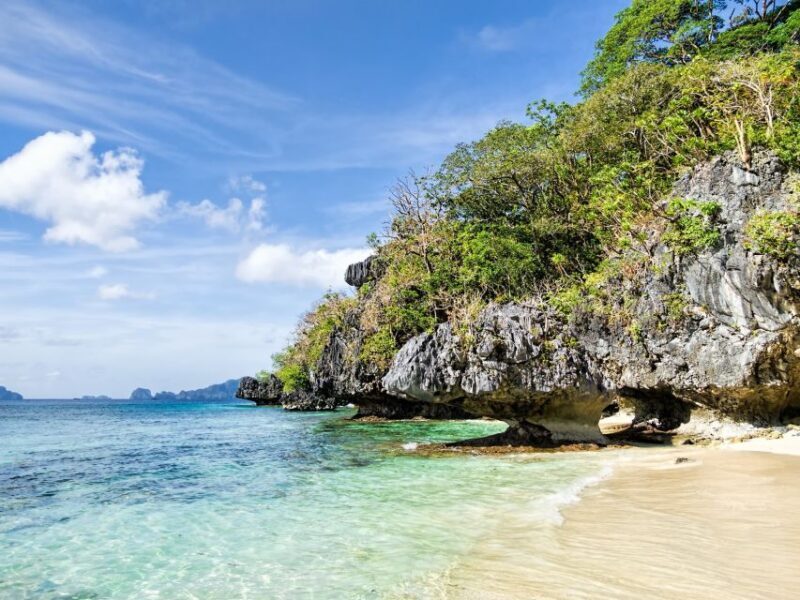 El Nido: Full-Day Premium Island Hopping Catamaran Cruise - Reliability and Booking