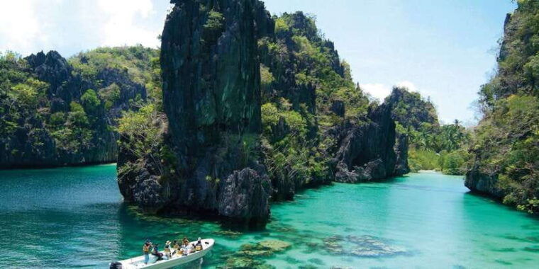 el-nido-island-hopping-tour-a-lagoons-and-beaches