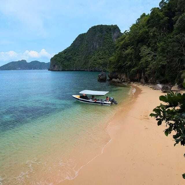 el-nido-island-hopping-tour-b-snake-island-pinagbuyutan