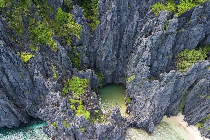 El Nido Island Hopping Tour from Puerto Princesa - FAQs