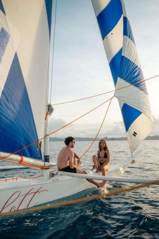 el-nido-islands-private-paraw-sunset-sailing