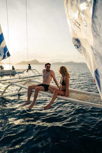 el-nido-islands-private-paraw-sunset-sailing