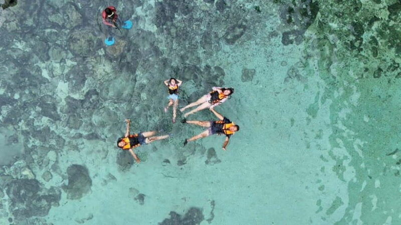 el-nido-private-cadlao-lagoon-and-beaches-tour