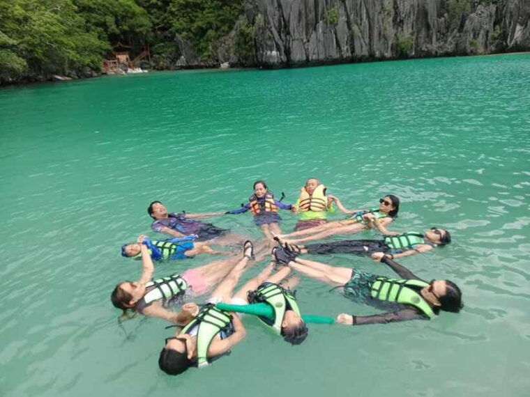 el-nido-private-island-hopping-tour-a-with-buffet-lunch