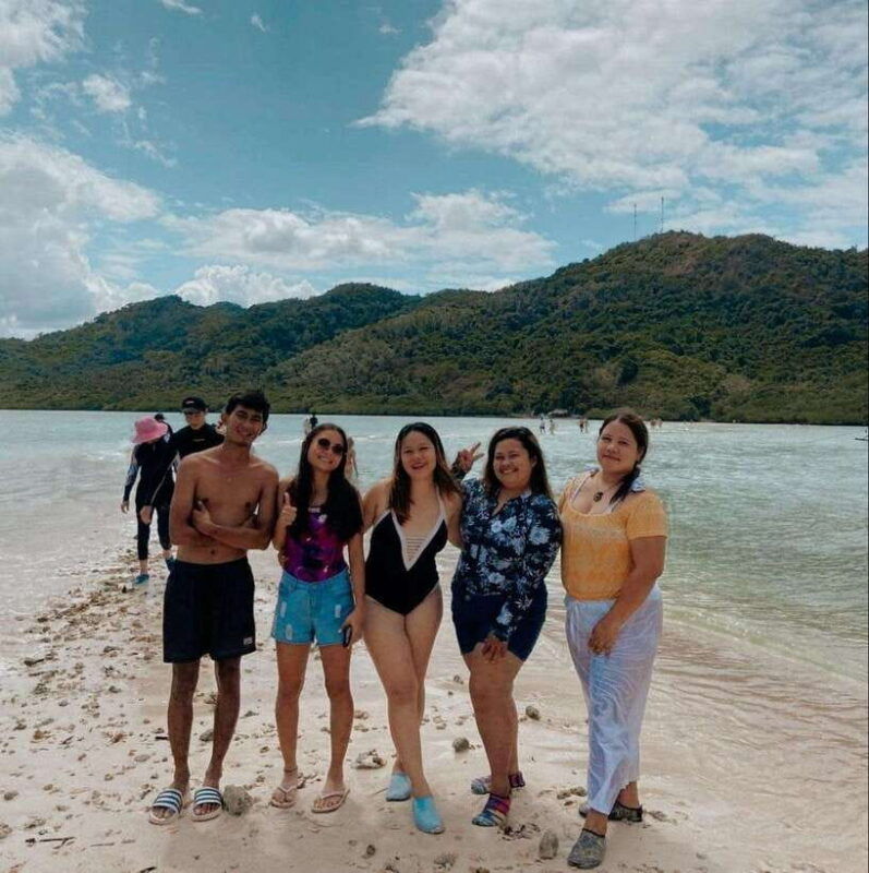 el-nido-private-island-hopping-tour-b