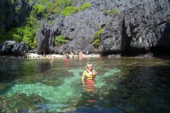 El Nido Shrine and Beach Escapade Private Tour - Practicalities and Tips