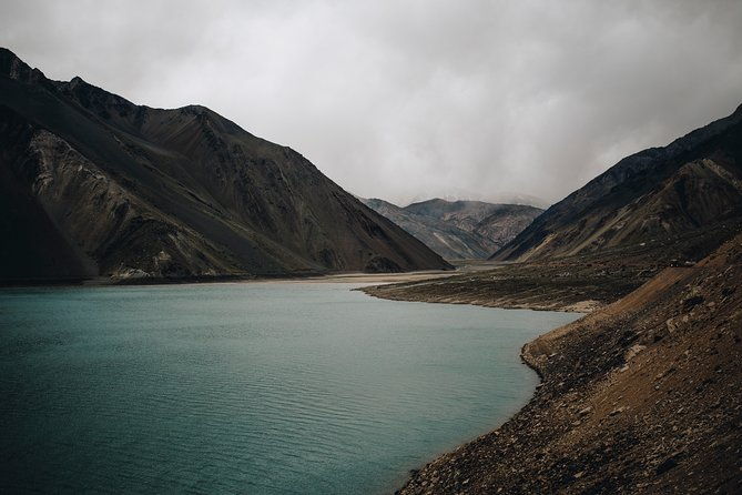 el-yeso-reservoir-in-a-4x4-car-semi-private-barbecue