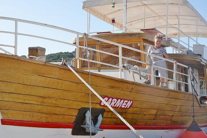 elaphite-islands-boat-cruise-in-dubrovnik