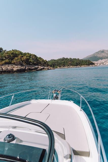 elaphite-islands-private-boat-tour-cap-camarat-7-5wa