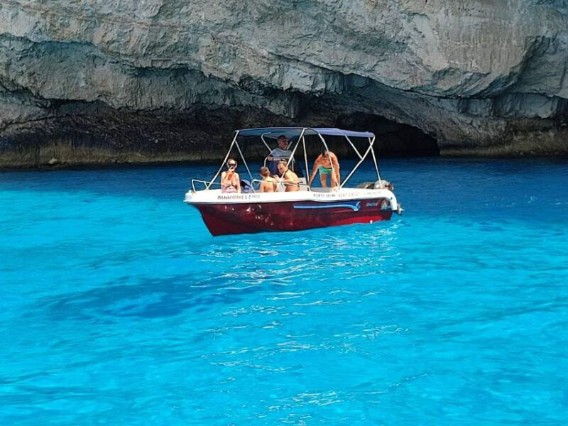 elatia-shipwreck-and-caves-private-boat-tour-with-skipper